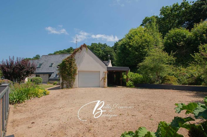 Image No.2-4 Bed House for sale