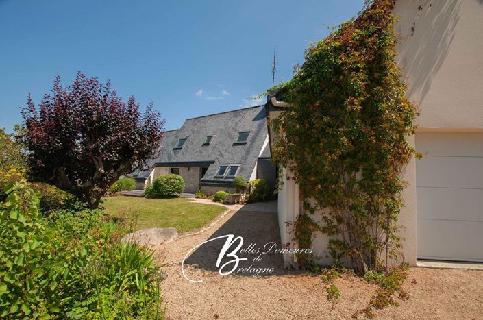 Image No.3-4 Bed House for sale