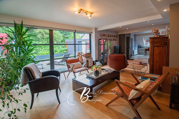 Image No.6-4 Bed House for sale