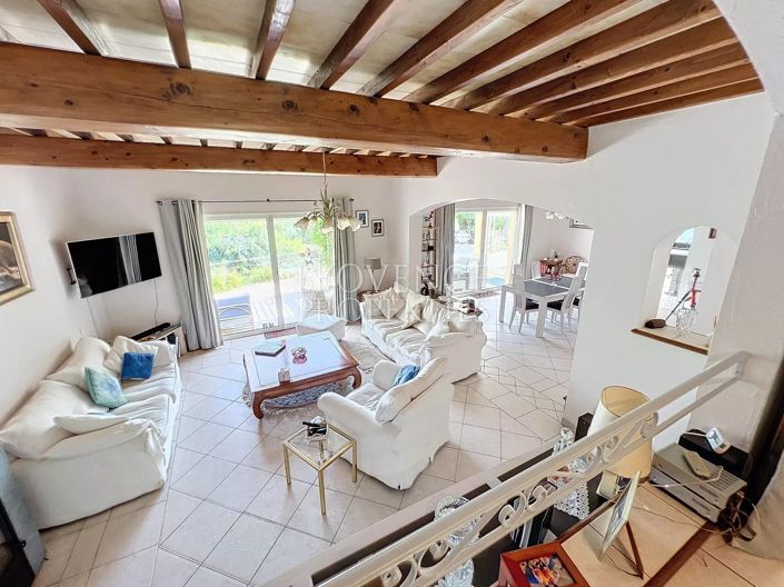 Image No.11-3 Bed House for sale