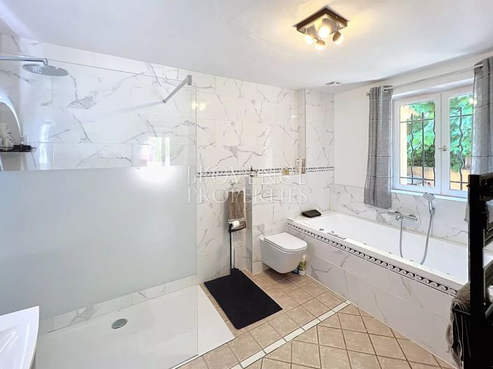 Image No.13-3 Bed House for sale