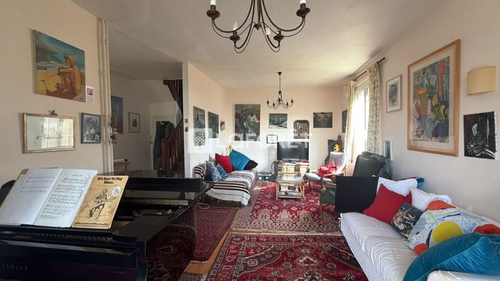 Image No.6-3 Bed House for sale