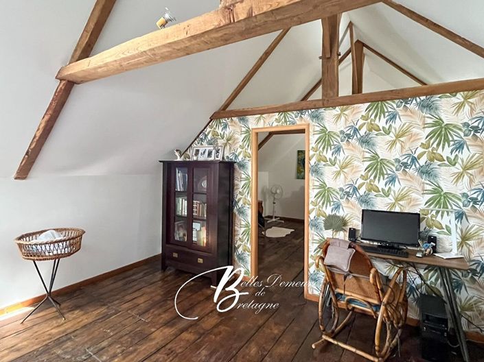 Image No.10-5 Bed House for sale