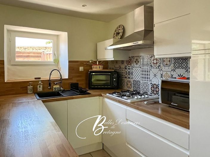 Image No.17-5 Bed House for sale