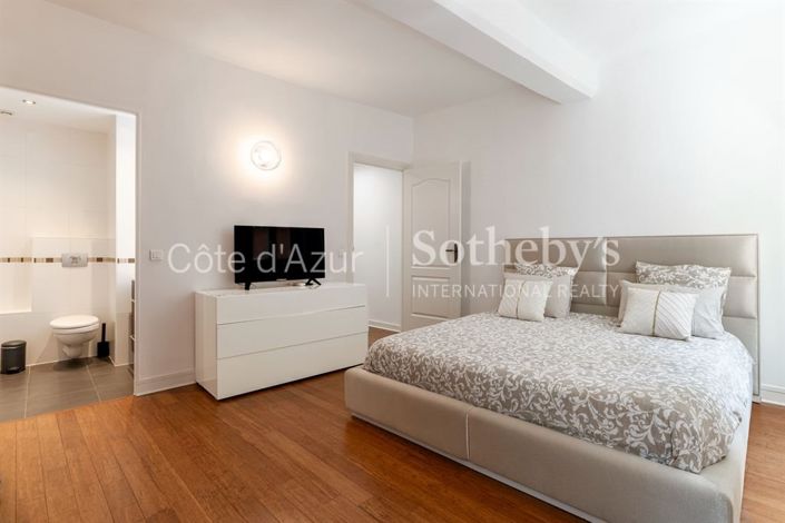 Image No.11-3 Bed Apartment for sale