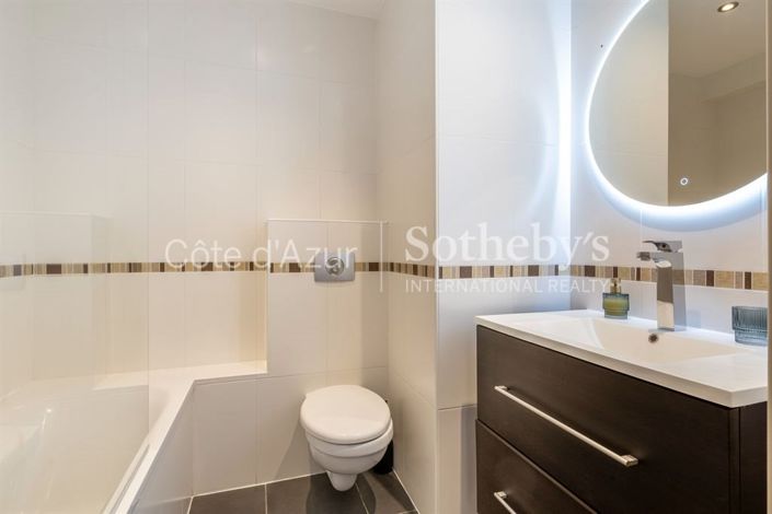 Image No.16-3 Bed Apartment for sale