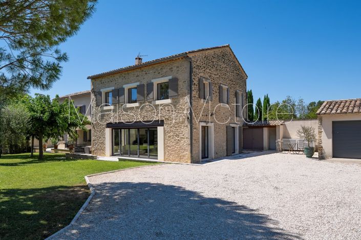 Image No.7-7 Bed House for sale