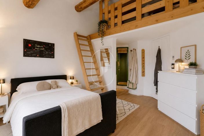 Image No.6-7 Bed House for sale