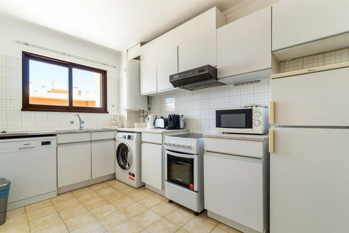 Image No.15-2 Bed Apartment for sale