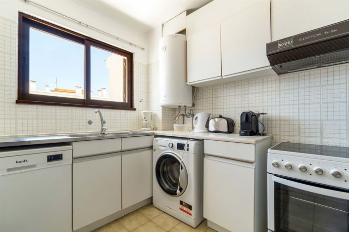 Image No.16-2 Bed Apartment for sale