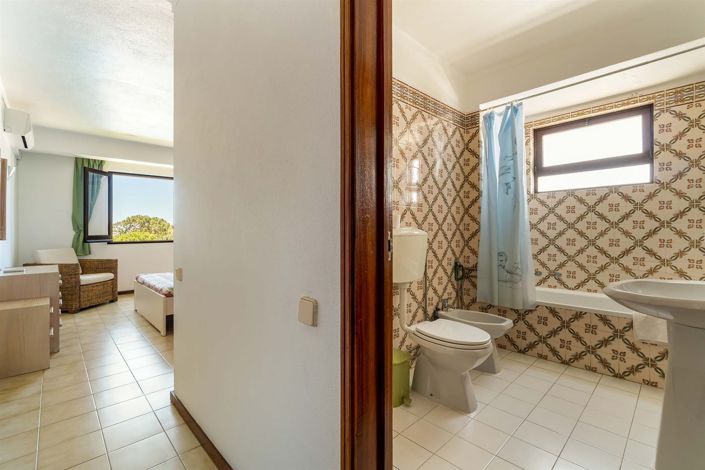 Image No.21-2 Bed Apartment for sale