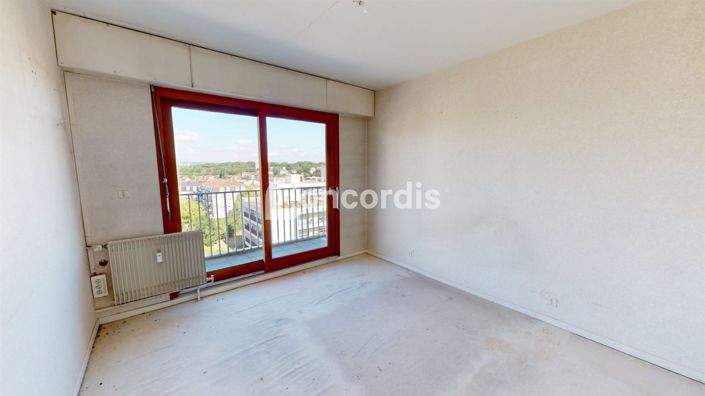 Image No.15-4 Bed Apartment for sale