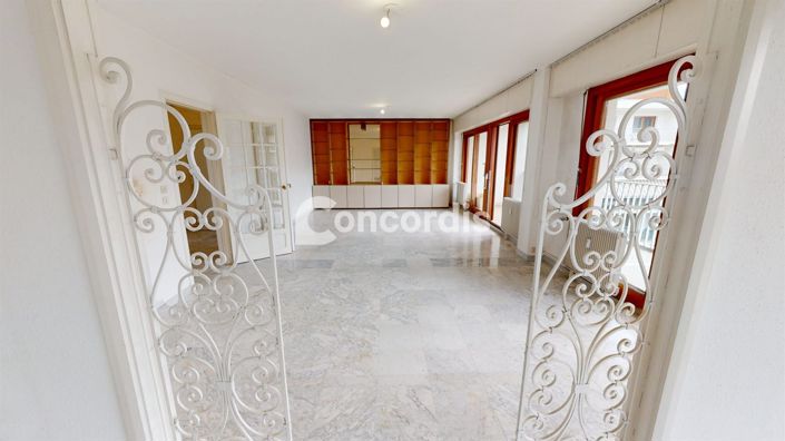 Image No.4-4 Bed Apartment for sale
