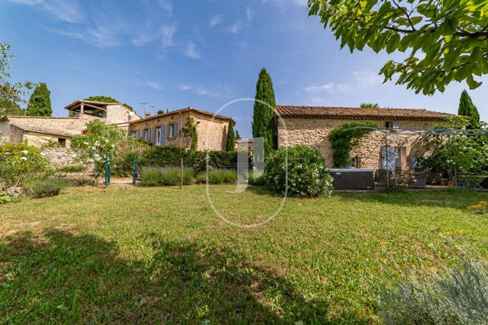 Image No.2-4 Bed House for sale