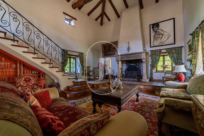 Image No.8-9 Bed House for sale