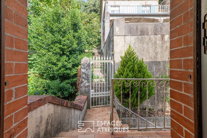 Image No.14-6 Bed House for sale