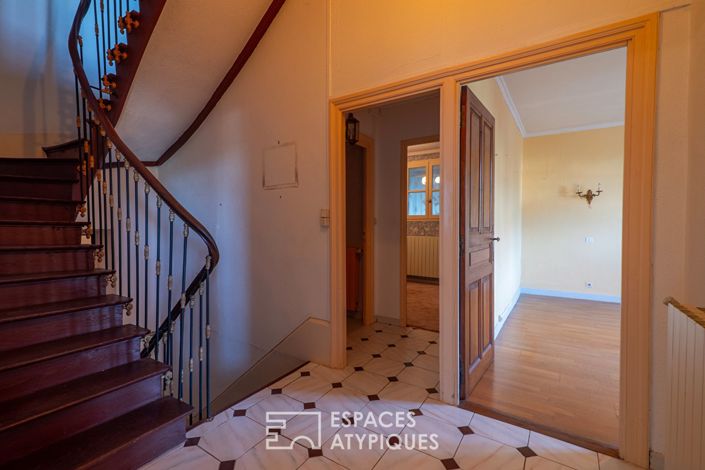 Image No.5-6 Bed House for sale