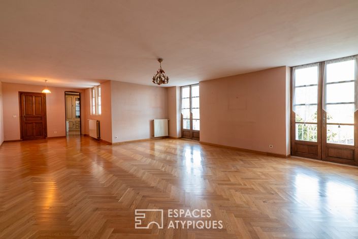 Image No.7-6 Bed House for sale