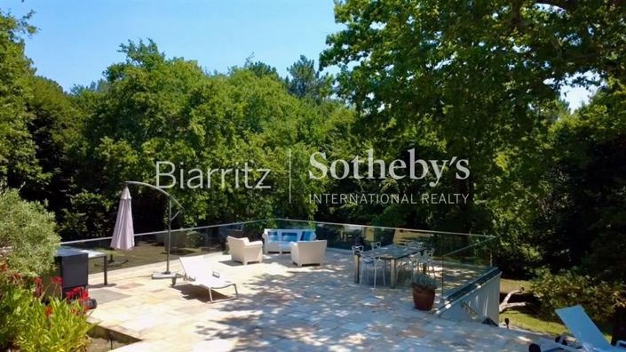 Image No.18-6 Bed House for sale