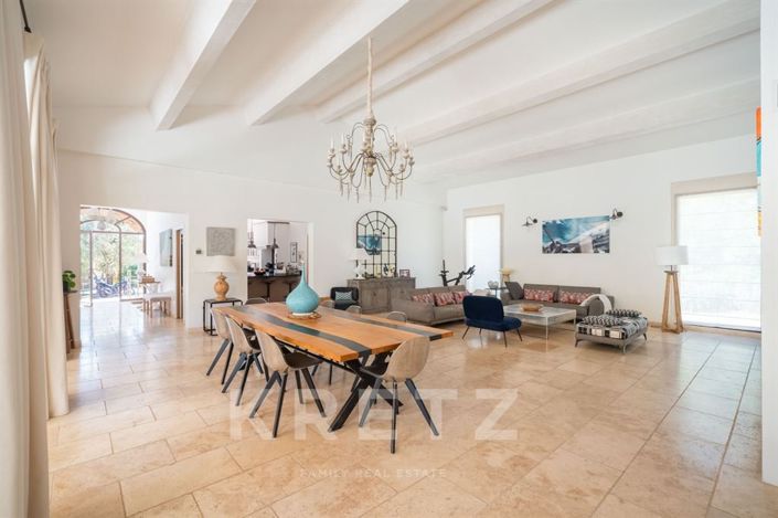Image No.7-4 Bed House for sale