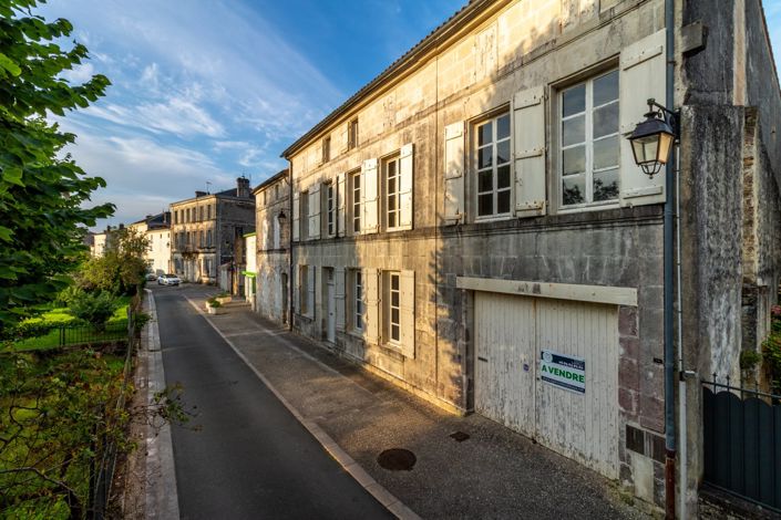 Image No.13-Maison de 5 chambres à vendre à Saint-Savinien