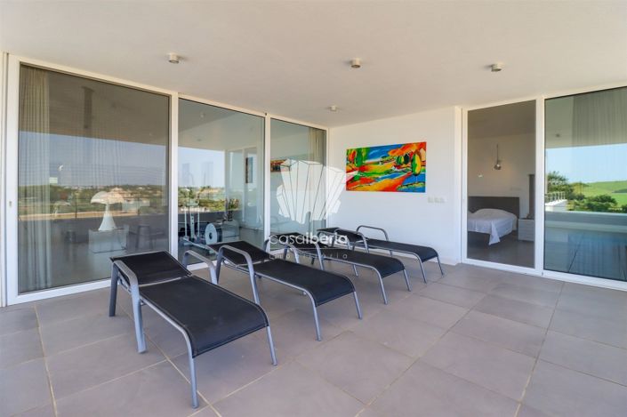 Image No.56-4 Bed House for sale