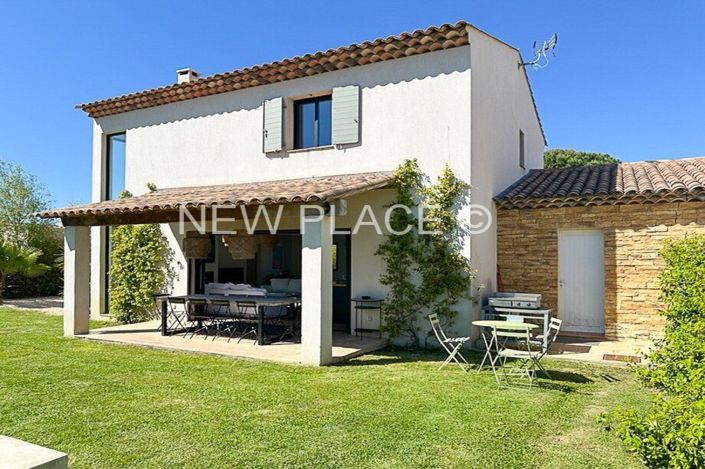 Image No.3-Maison de 4 chambres à vendre à Grimaud