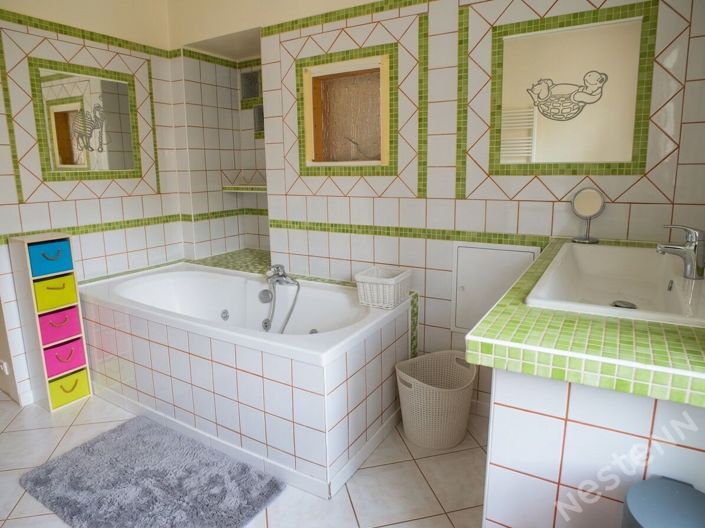 Image No.11-4 Bed House for sale