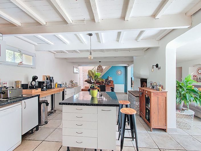 Image No.3-3 Bed House for sale