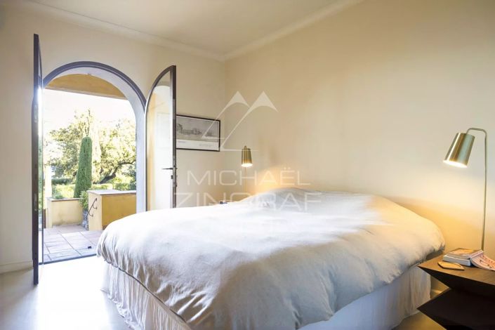 Image No.7-3 Bed House for sale
