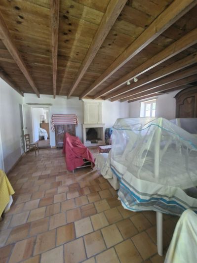 Image No.7-3 Bed House for sale
