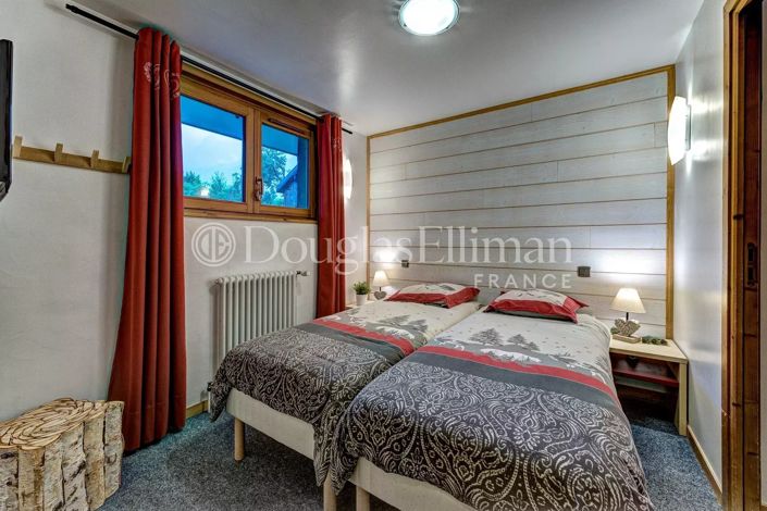 Image No.11-3 Bed Apartment for sale