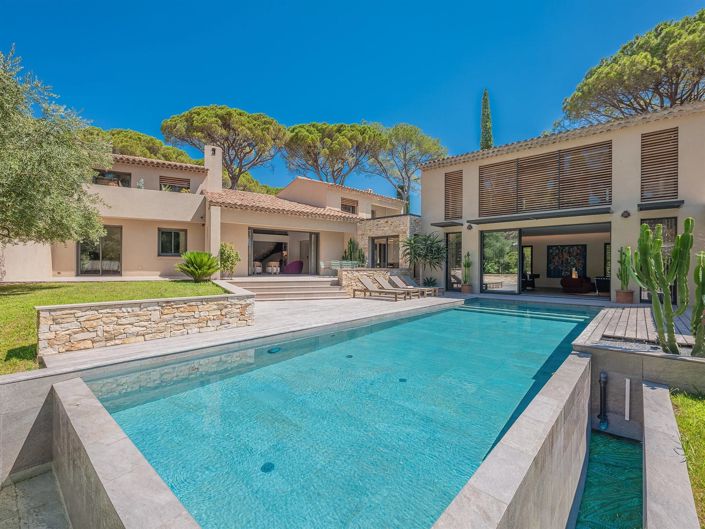 Image No.2-4 Bed House for sale
