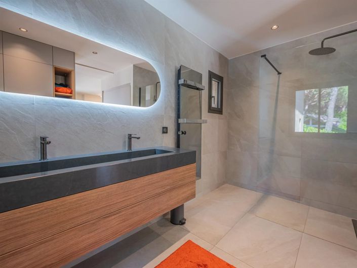 Image No.23-4 Bed House for sale