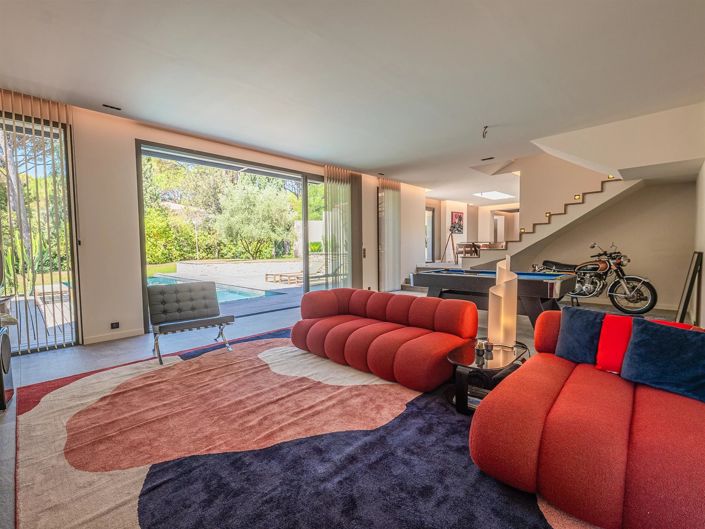 Image No.8-4 Bed House for sale