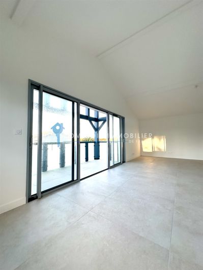 Image No.19-2 Bed Apartment for sale