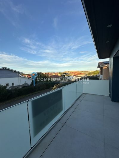 Image No.20-2 Bed Apartment for sale