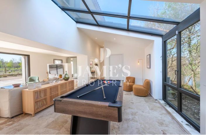 Image No.12-5 Bed House for sale
