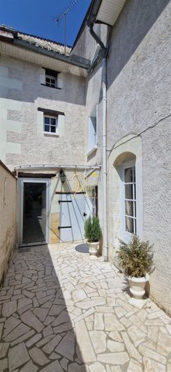 Image No.16-4 Bed House for sale