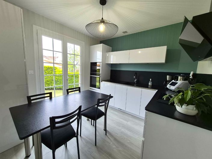 Image No.3-3 Bed House for sale