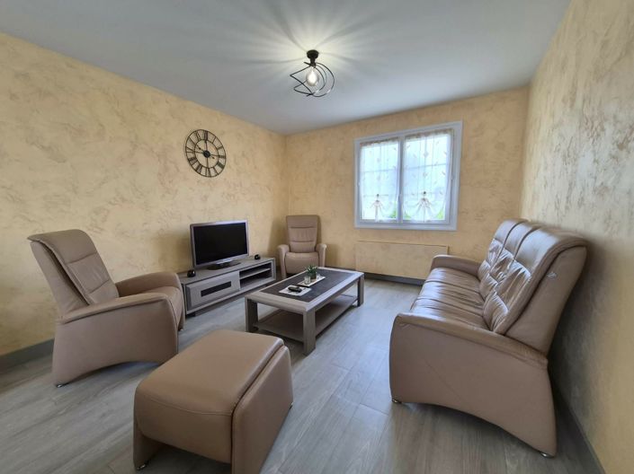 Image No.5-3 Bed House for sale