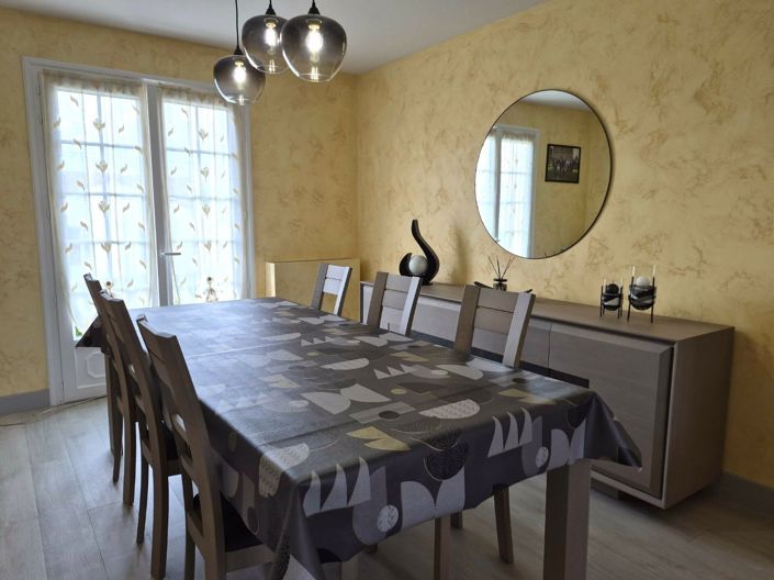 Image No.6-3 Bed House for sale