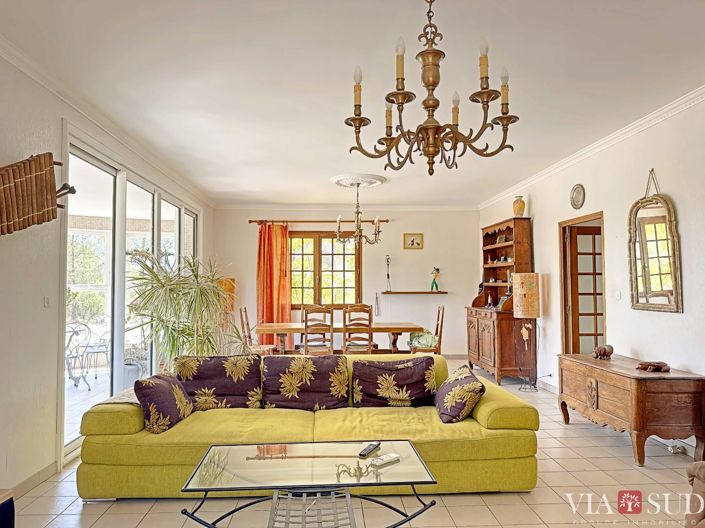 Image No.7-4 Bed House for sale