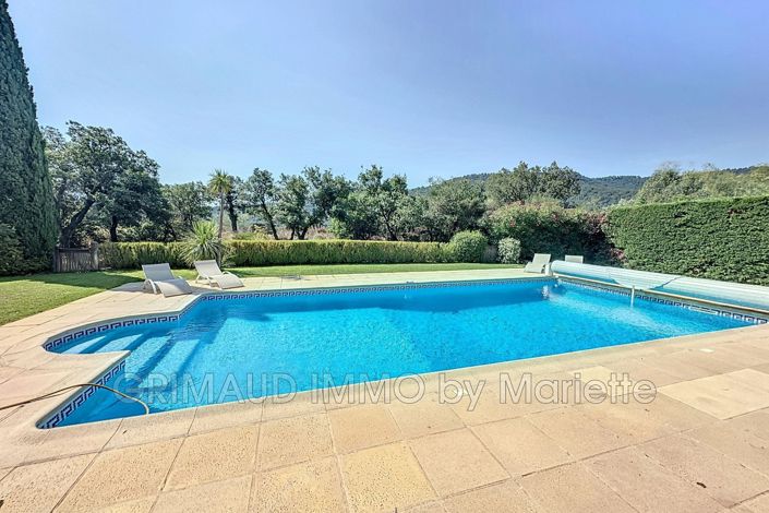 Image No.6-4 Bed House for sale
