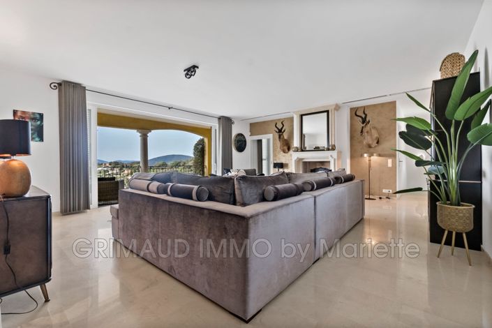 Image No.15-5 Bed House for sale