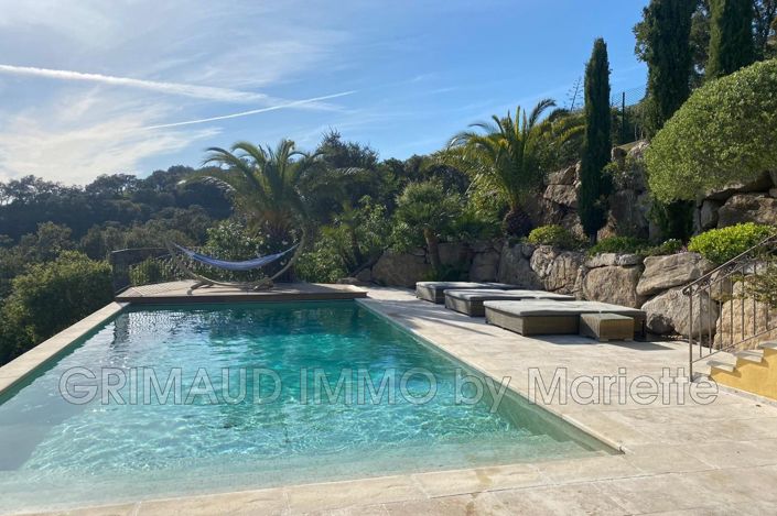 Image No.6-5 Bed House for sale