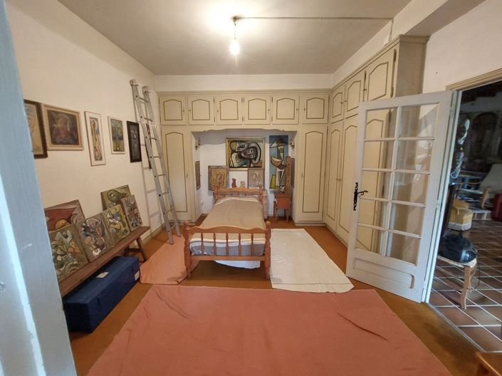 Image No.15-3 Bed House for sale