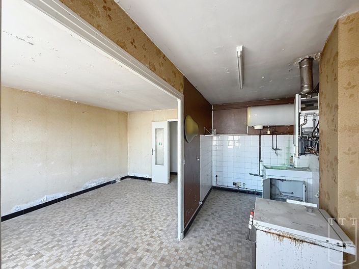 Image No.12-2 Bed Apartment for sale