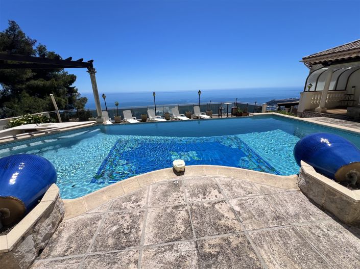 Image No.3-5 Bed House for sale