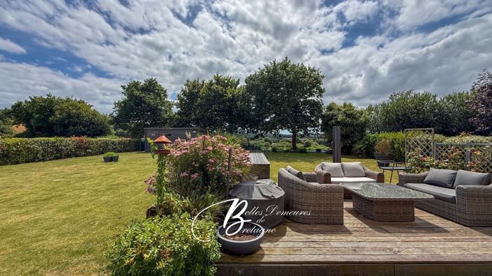 Image No.6-5 Bed House for sale